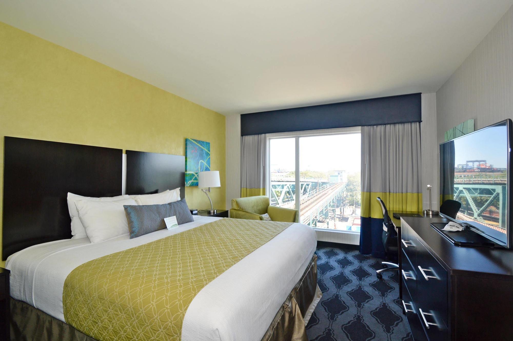 Best Western Plus Laguardia Airport Hotel New York Room photo